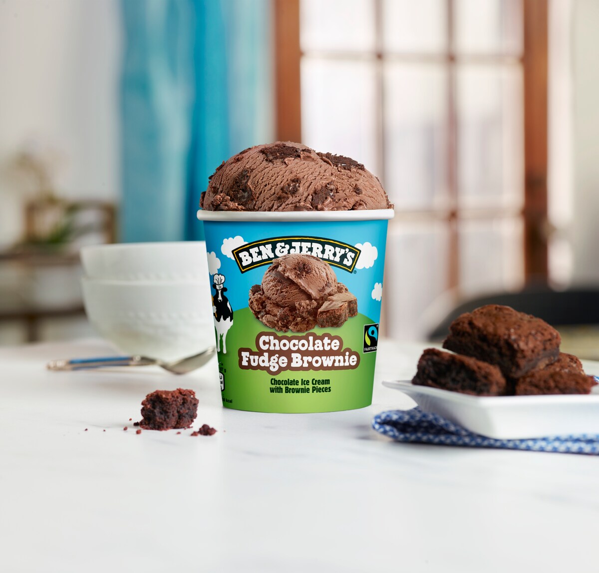 Chocolate Fudge Brownie Glace Pint 3 / 5