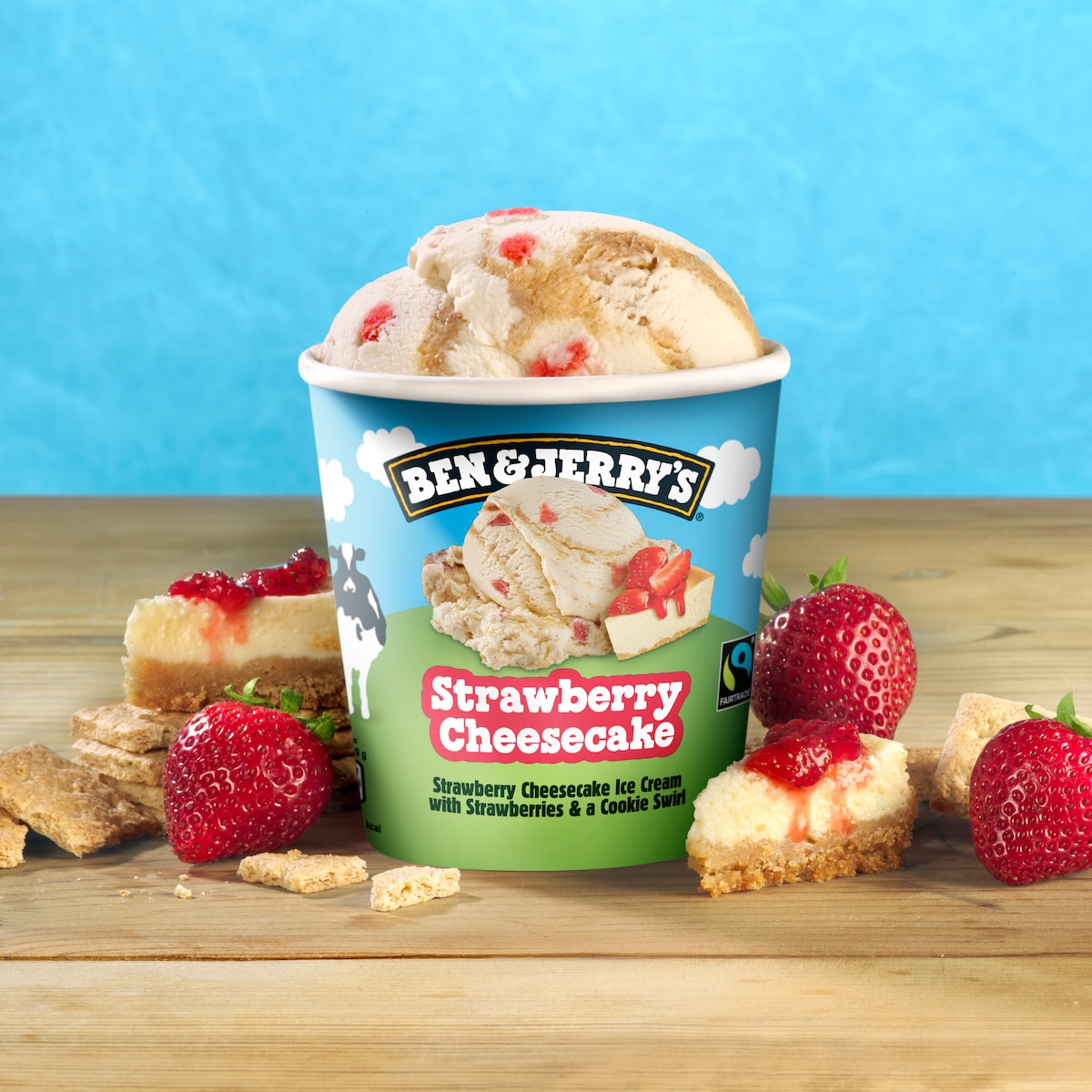 Strawberry Cheesecake Glace  - Pint 2 / 4
